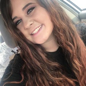 Meet your Posher, Leah